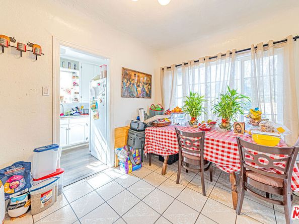 1618 S Burnside Avenue, Los Angeles CA 90019