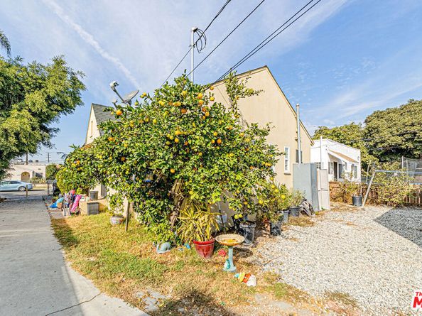 1618 S Burnside Avenue, Los Angeles CA 90019