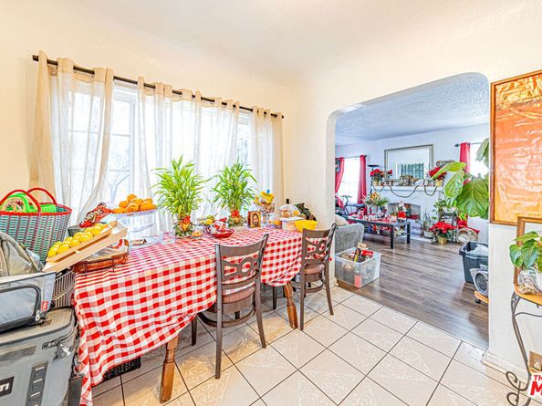 1618 S Burnside Avenue, Los Angeles CA 90019