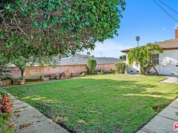 5804 S Sherbourne Drive, Los Angeles CA 90056