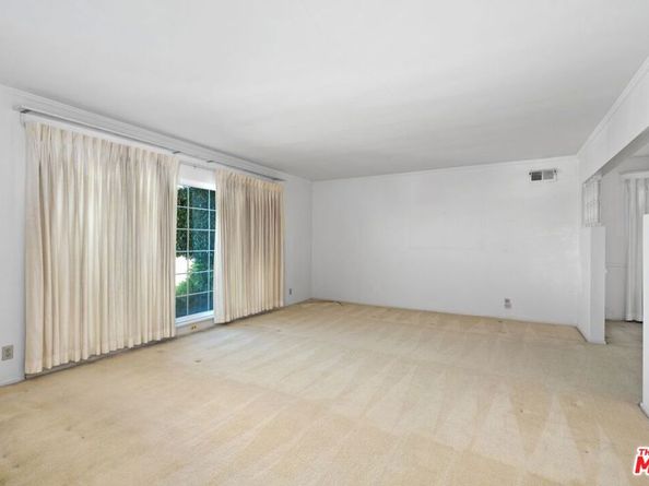 5804 S Sherbourne Drive, Los Angeles CA 90056