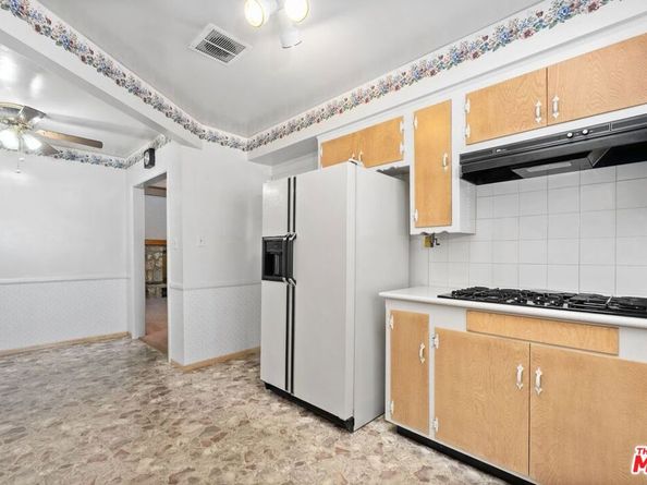 5804 S Sherbourne Drive, Los Angeles CA 90056