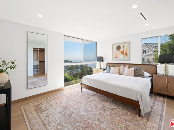 1636 Haslam Terrace, Los Angeles CA 90069