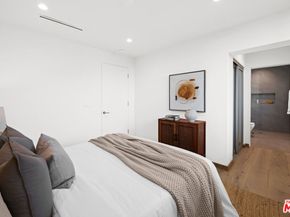 1636 Haslam Terrace, Los Angeles CA 90069