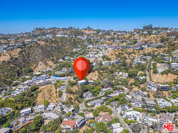 1636 Haslam Terrace, Los Angeles CA 90069