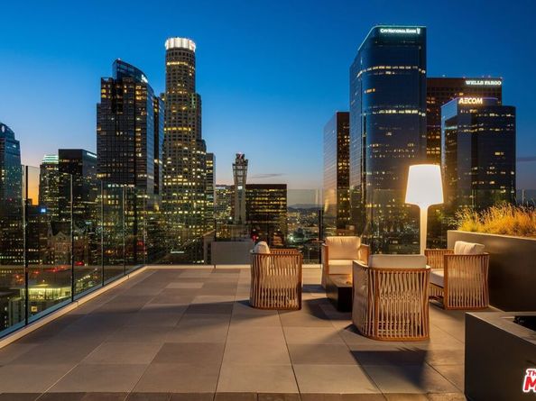 400 S Broadway 606, Los Angeles CA 90013