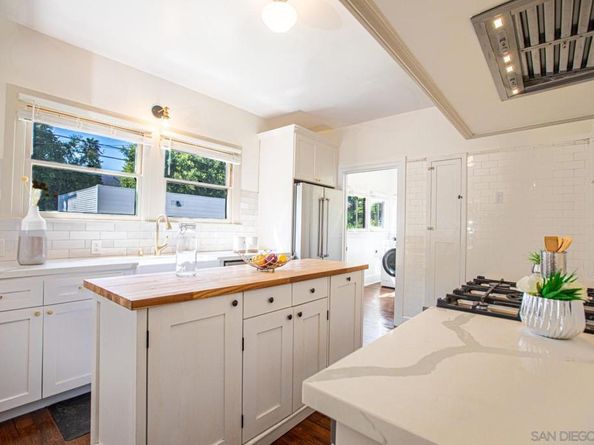 2009 S Victoria Ave, Los Angeles CA 90016