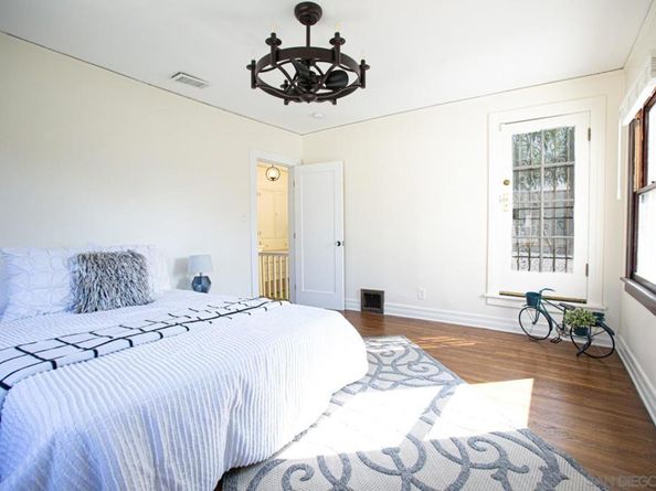 2009 S Victoria Ave, Los Angeles CA 90016