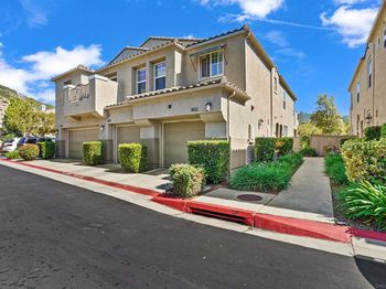802 Azalea Ave