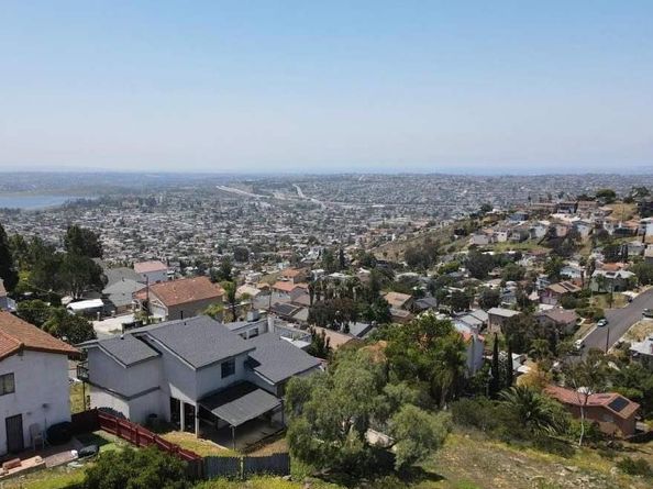 9802 Eucalyptus St., Spring Valley CA 91977