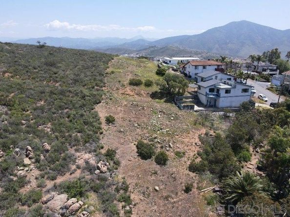 9802 Eucalyptus St., Spring Valley CA 91977