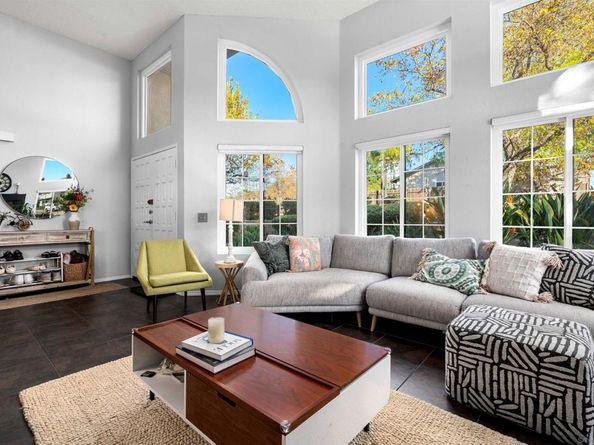 8896 Highwood Dr C, San Diego CA 92119