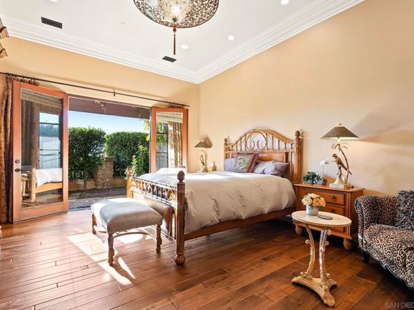 18486 Via Candela, Rancho Santa Fe CA 92091