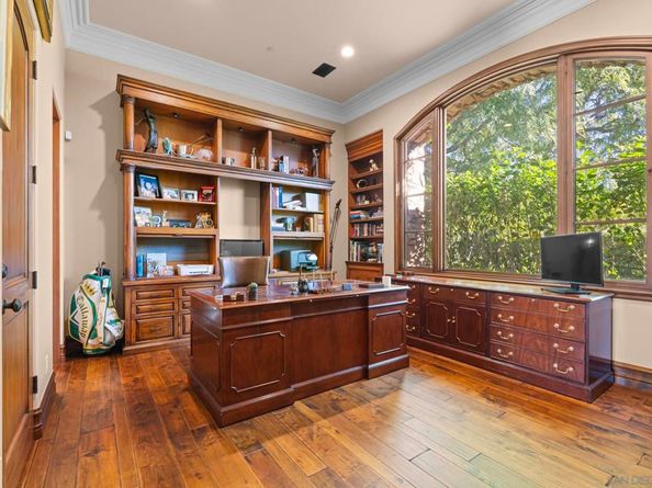 18486 Via Candela, Rancho Santa Fe CA 92091