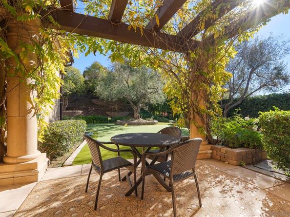 18486 Via Candela, Rancho Santa Fe CA 92091