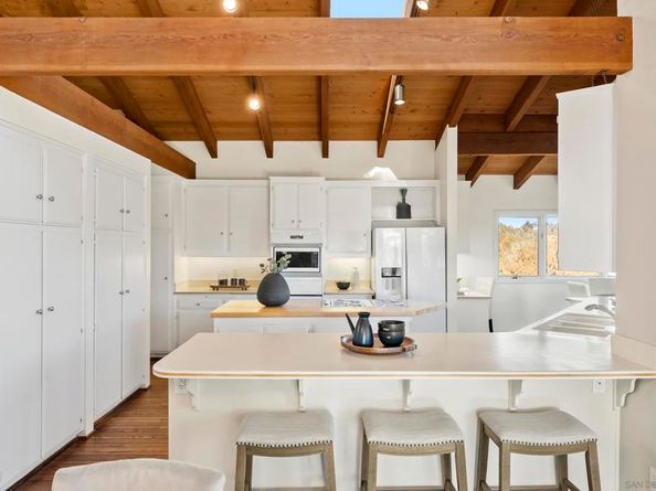 4955 Rancho Viejo Dr, Del Mar CA 92014