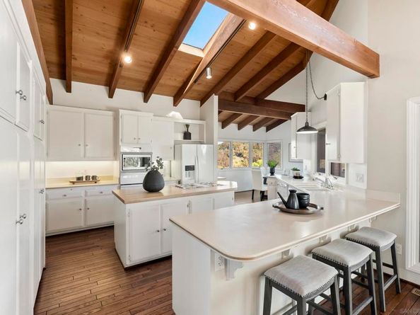 4955 Rancho Viejo Dr, Del Mar CA 92014