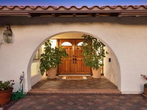 6615 Ridge Manor Ave, San Diego CA 92120