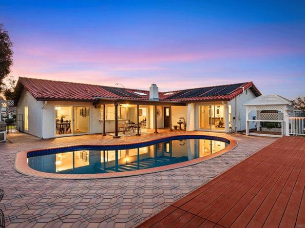 6615 Ridge Manor Ave, San Diego CA 92120