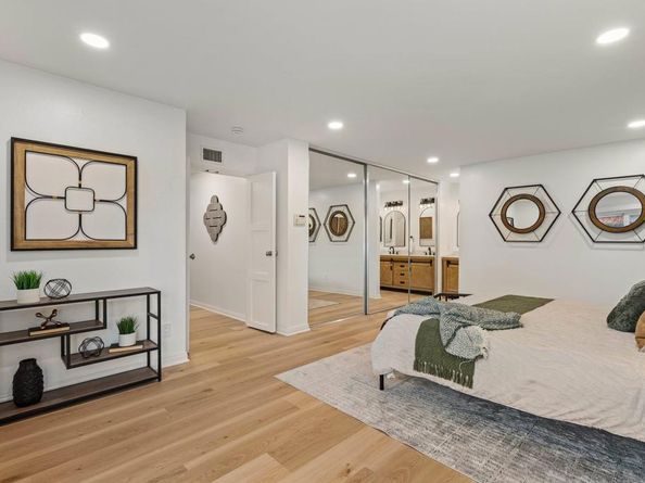 6615 Ridge Manor Ave, San Diego CA 92120