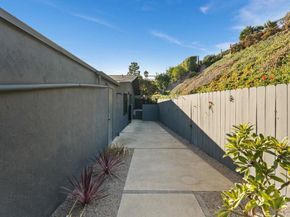 2526 Aster St, San Diego CA 92109