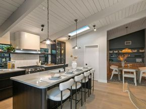 2526 Aster St, San Diego CA 92109