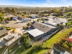 2526 Aster St, San Diego CA 92109