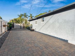 1733 Hornblend St, San Diego CA 92109