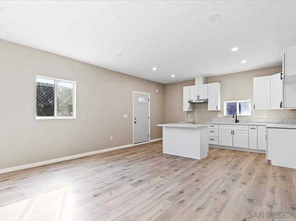 430 S 33rd St, San Diego CA 92113