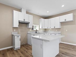 430 S 33rd St, San Diego CA 92113