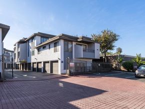 3207 Midway Dr 104, San Diego CA 92110