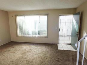 9034 Kenwood Dr 10, Spring Valley CA 91977