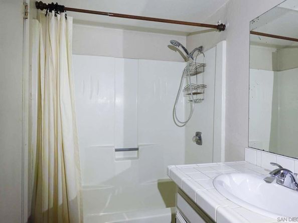 9034 Kenwood Dr 10, Spring Valley CA 91977