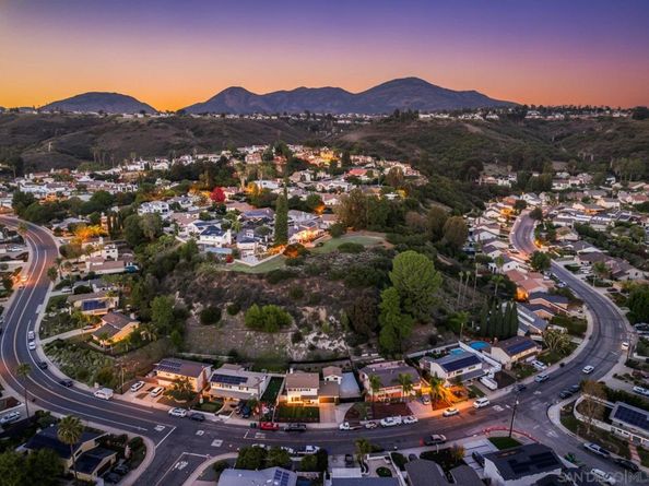 7427 Margerum Ave, San Diego CA 92120