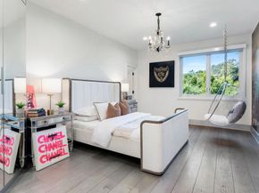 6617 Muirlands Dr, La Jolla CA 92037