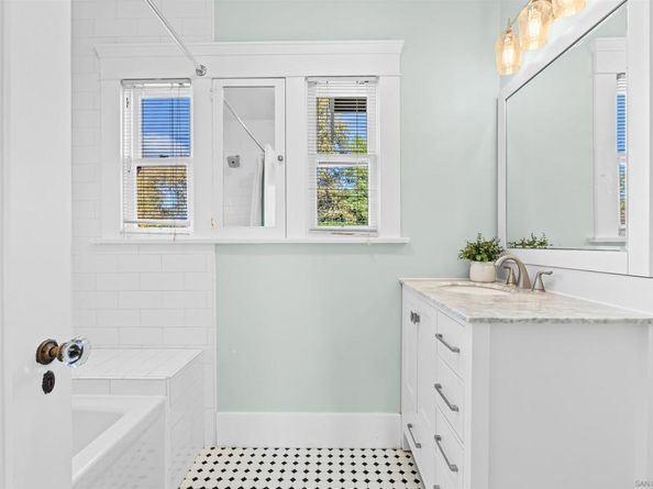 4194 Stephens, San Diego CA 92103