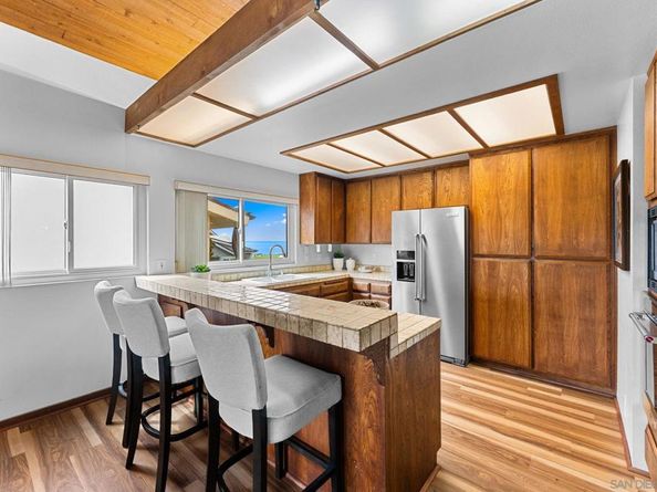 315 Colima Court, La Jolla CA 92037