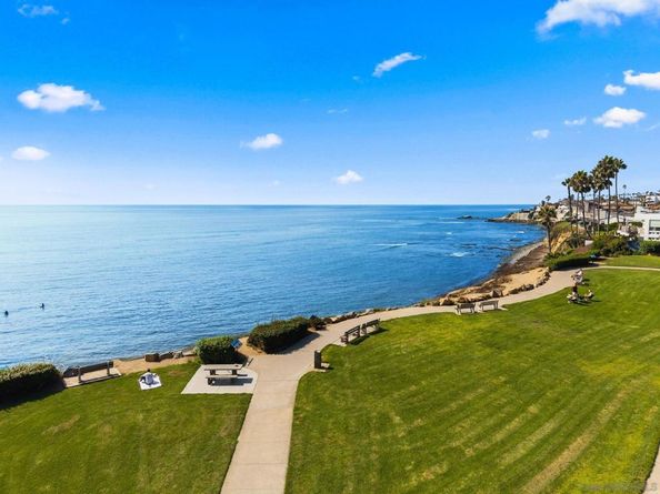 315 Colima Court, La Jolla CA 92037