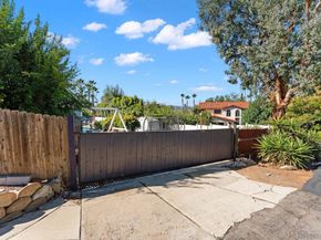 3045 Mary Ln, Escondido CA 92025