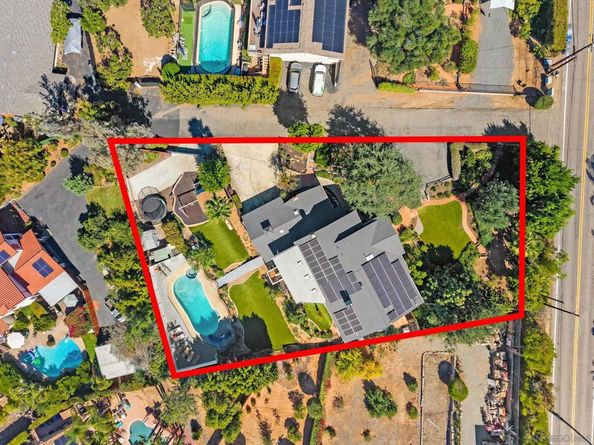 3045 Mary Ln, Escondido CA 92025