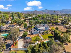 3045 Mary Ln, Escondido CA 92025