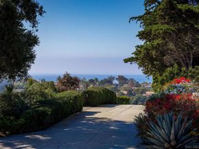 372 Hillcrest Scenic Ln, Encinitas CA 92024