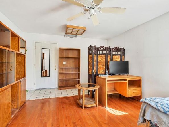 9326 Oakbourne Rd, Santee CA 92071