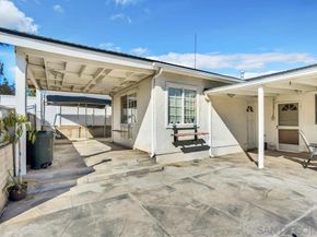 9326 Oakbourne Rd, Santee CA 92071