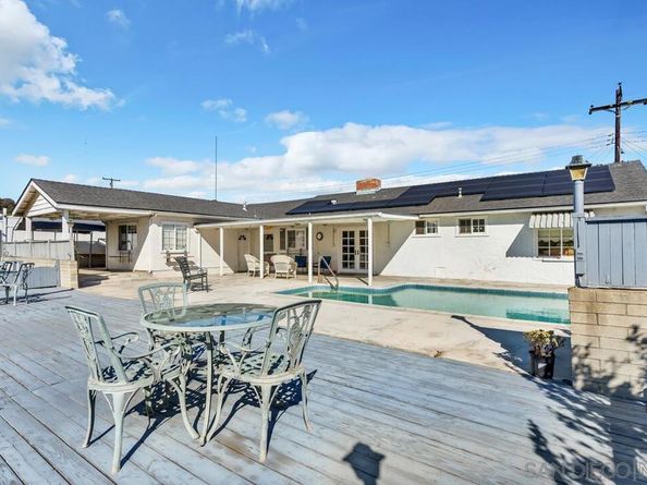 9326 Oakbourne Rd, Santee CA 92071