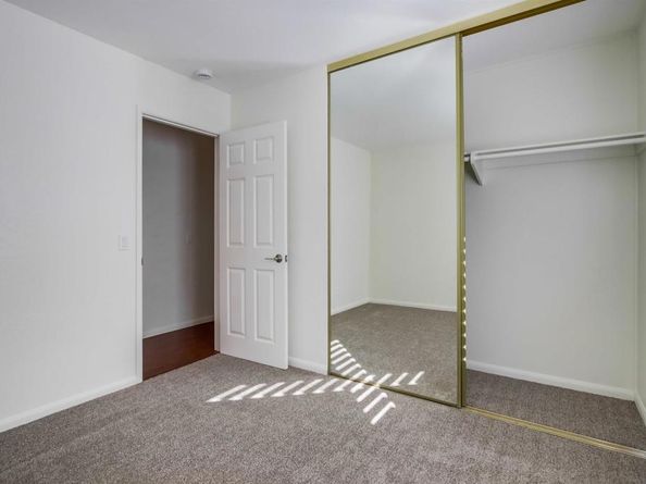 10289 Drumcliff Avenue, San Diego CA 92126