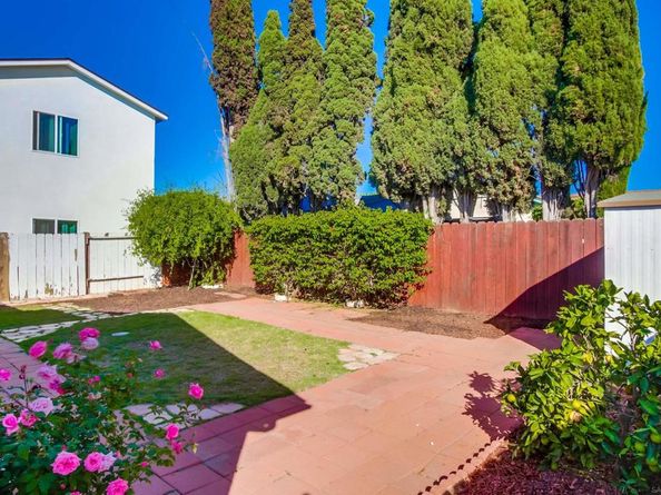 10289 Drumcliff Avenue, San Diego CA 92126