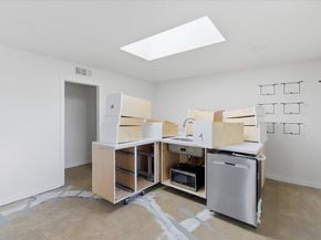 3880 Adams Street, Carlsbad CA 92008