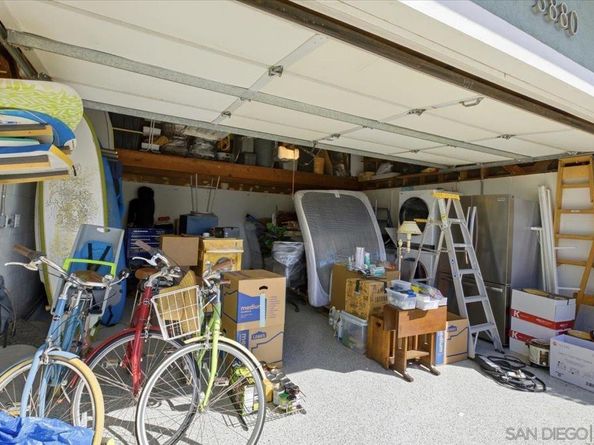 3880 Adams Street, Carlsbad CA 92008