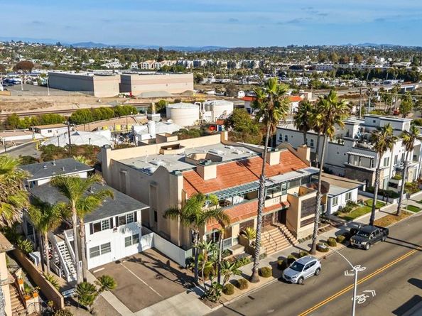 1324 S Pacific 3, Oceanside CA 92054